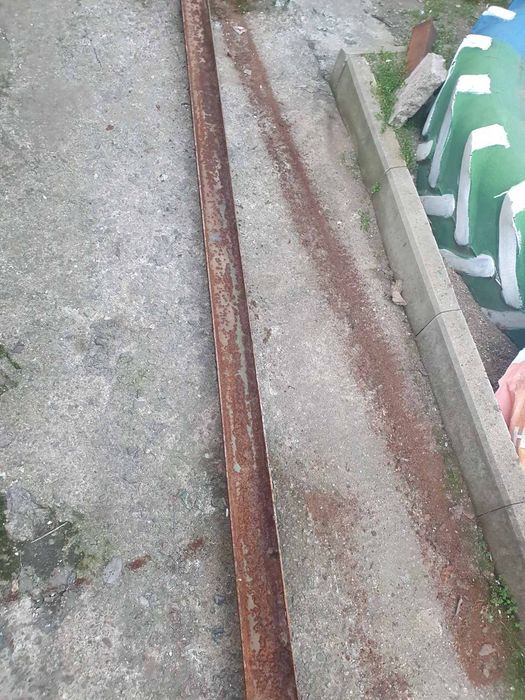 Ламарина колове врата мрежа