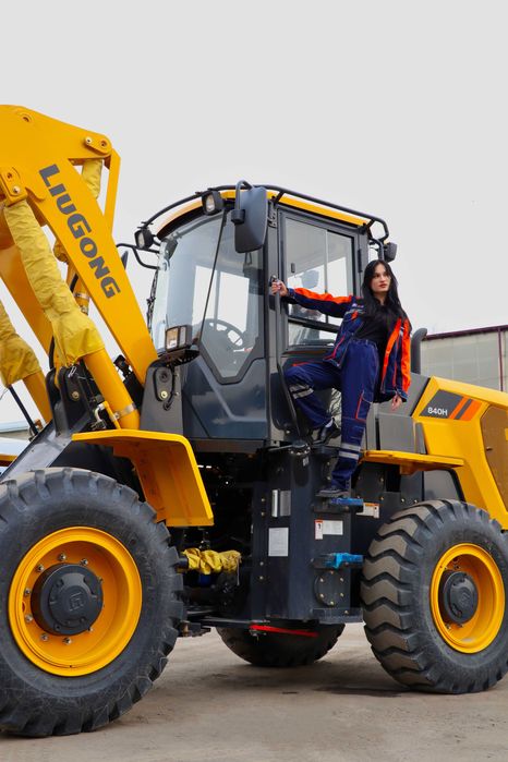 3,0 м3 коробка  CLG840Н- 2,3 м3 погрузчик, бошланишига 20% туланг!