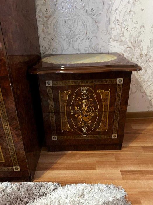 Срочно продам мебель спальню