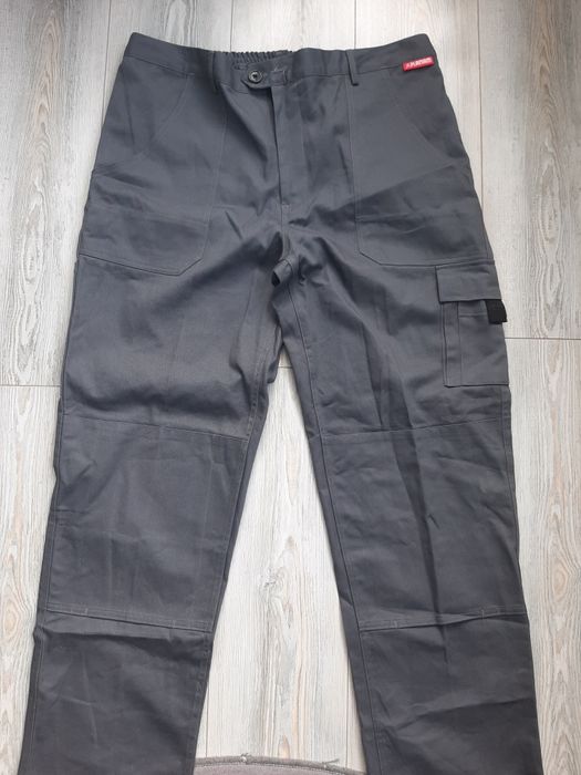 Нови работни панталони