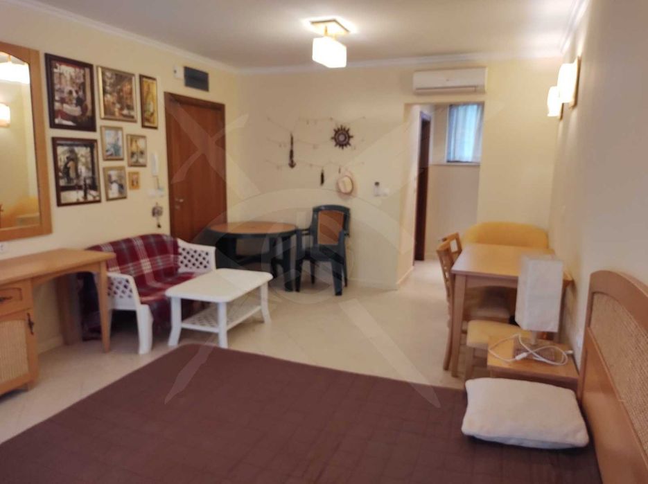 Продава се Едностаен апартамент в Созопол - 64 кв.м за 985 €/кв.м - Снимка #2