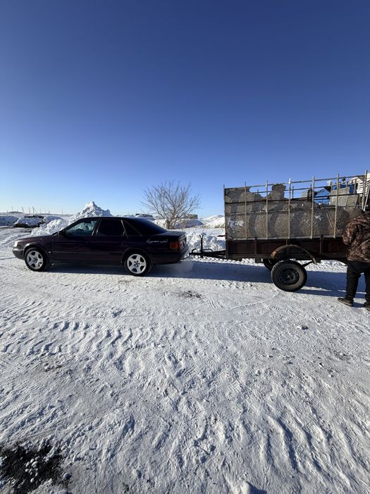 Продам прицеп легковой коневозка