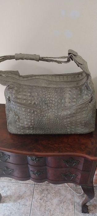 Пътна чанта от естествена кожа