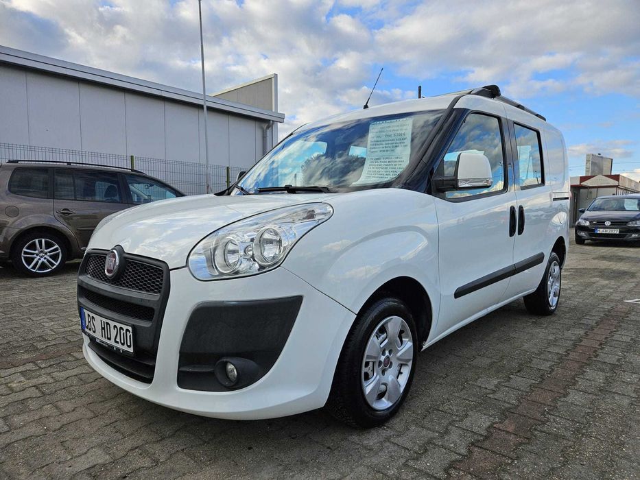 Fiat Doblo an 2013 Euro 5 1.6 Diesel 105 cai 5 locuri Autorism în acte Climă funcțională Încălzire în scaune Unic Proprietar Germania 2 chei etc;