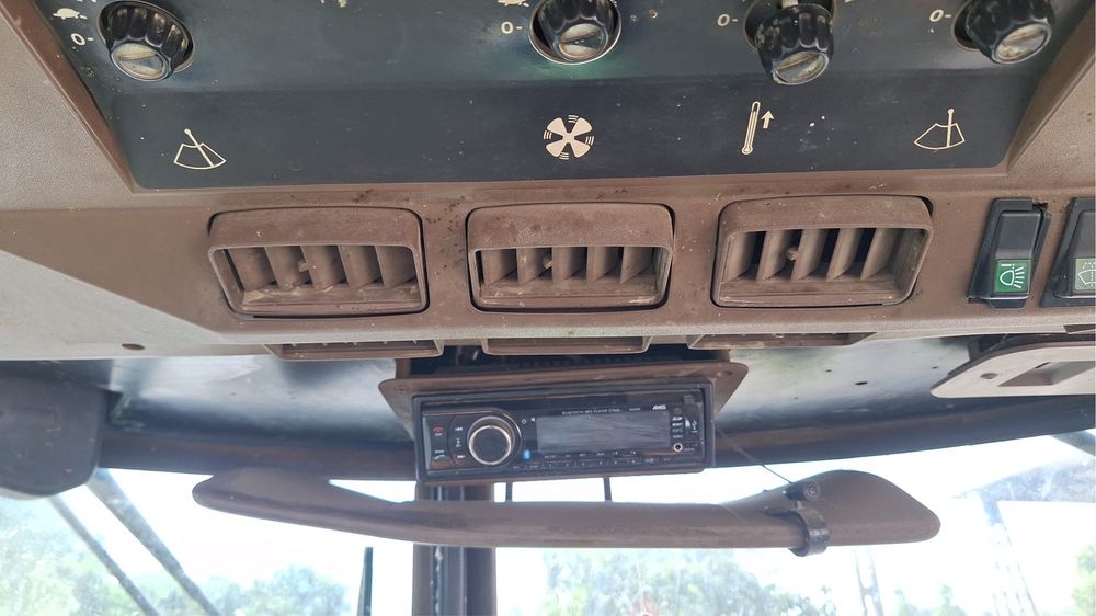 Tractor John Deere 2140 turbo, 90 cai