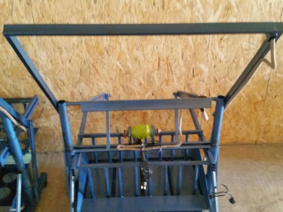 Станок для производства шлакоблоков