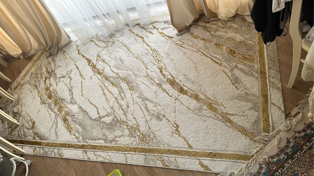 Ковер 1,95* 3 срочно продам Астана