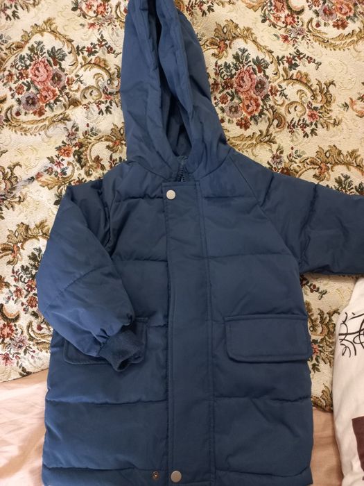 Продам детскую куртку