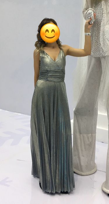 Платье вечернее