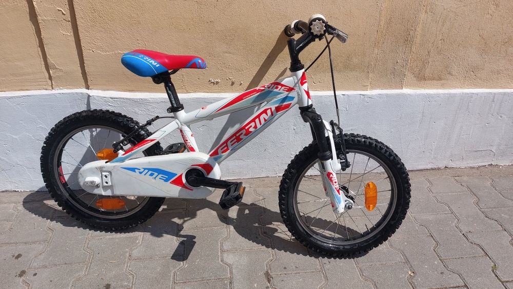 Детски велосипед 16"