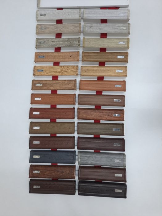 плинтусы, пороги различных видов, уголки для кафеля и обоев..