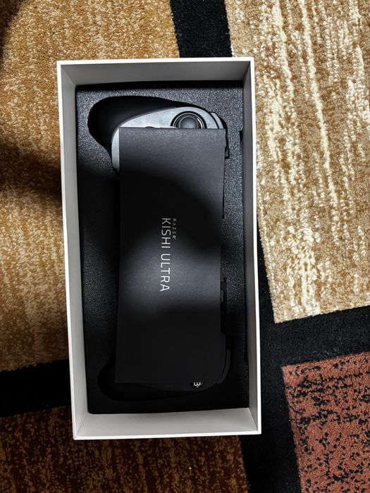 vand kishi ultra razer consola portabila pentru telefon sau tableta