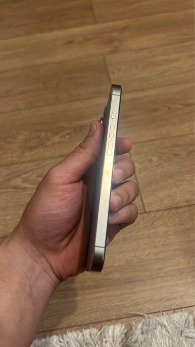 продам iphone 16 pro e-sim 128gb