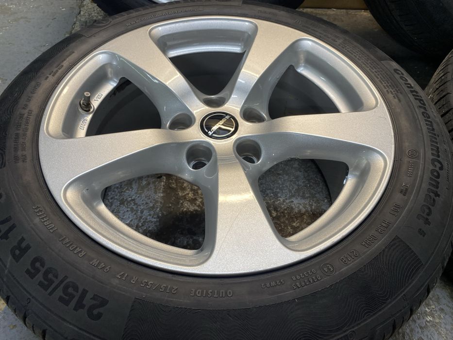 Jante '17 roti vara BMW S3 / S4 / X1 215/55R17 Pirelli P7