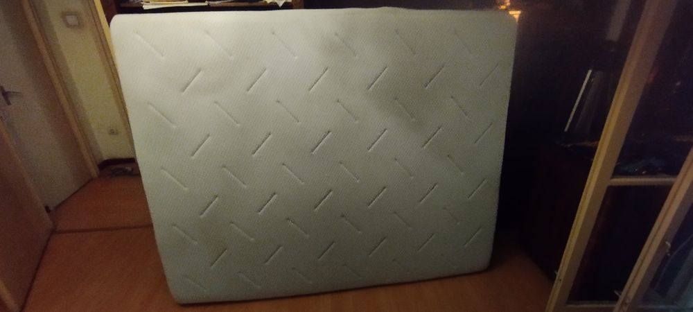 Saltea wellpur  spumă cu memorie 160 x 200 cm (Grosime 20 cm)