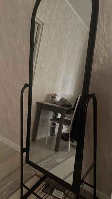 Зеркало для бутика