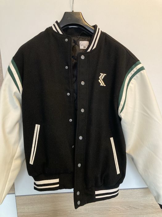 Geaca colegiala Karl Kani