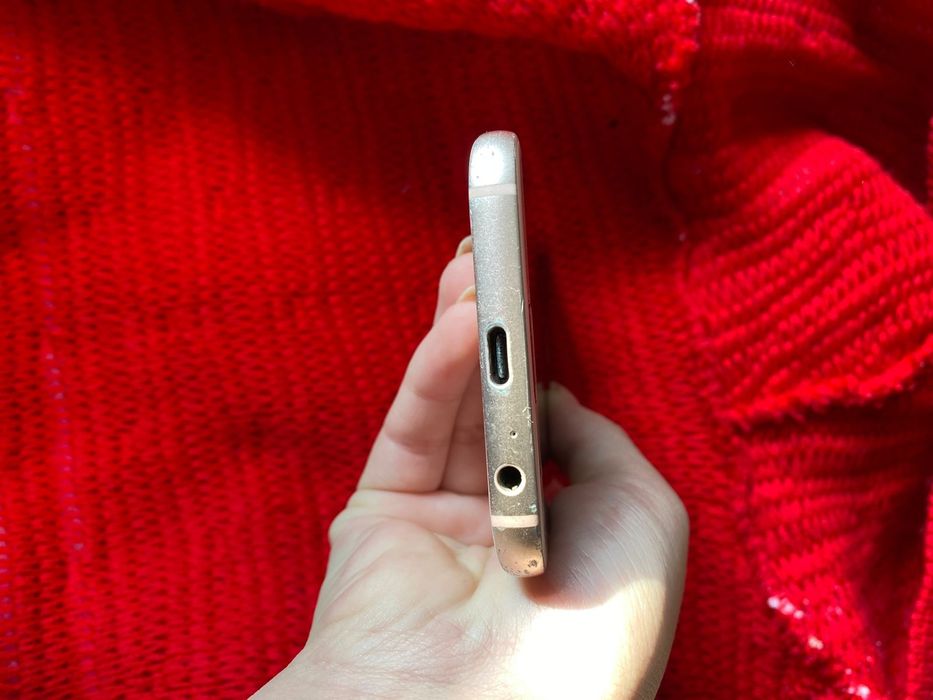 Телефон самсунгА5