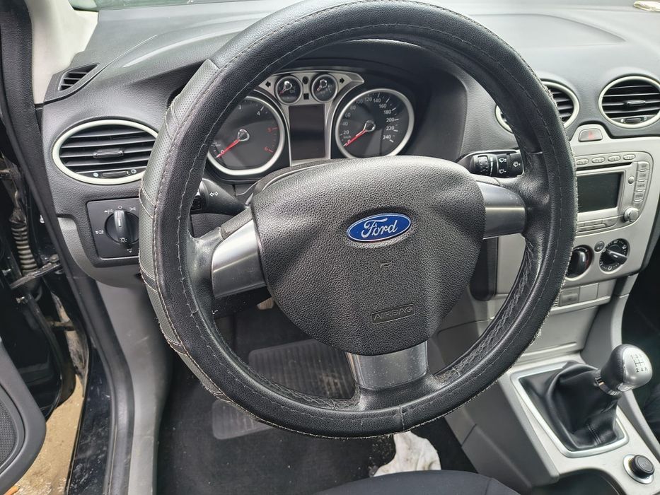 FORD Focus 2010 — imagine 2