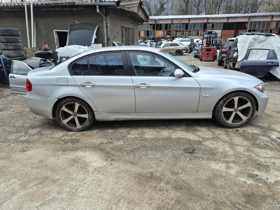 BMW E90 320D 163кс седан автоматик НА ЧАСТИ!