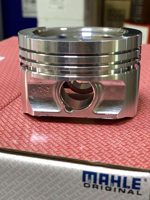 Поршень ДВС комплект MAHLE и ESCE