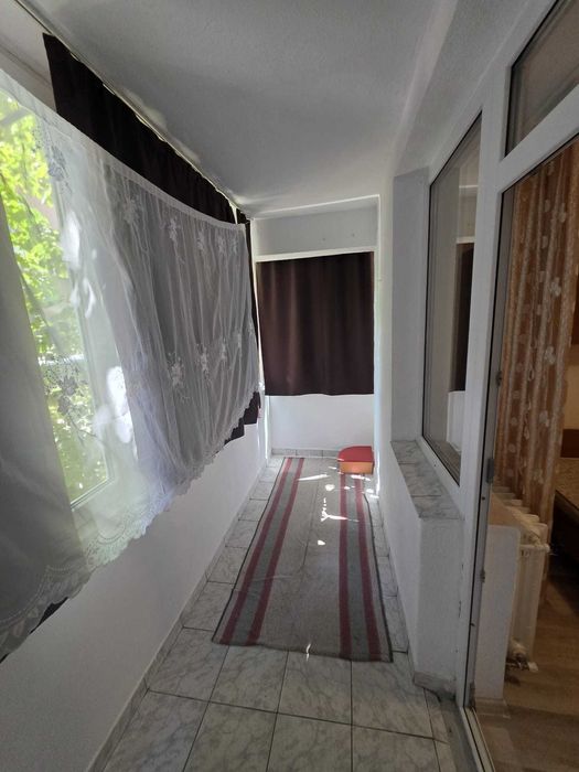 Vand apartament cu doua camere strada Iza, Mun. Oradea