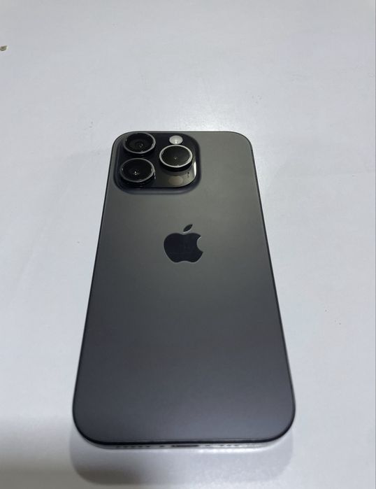 Iphone 15 pro qora rangda 128 GB