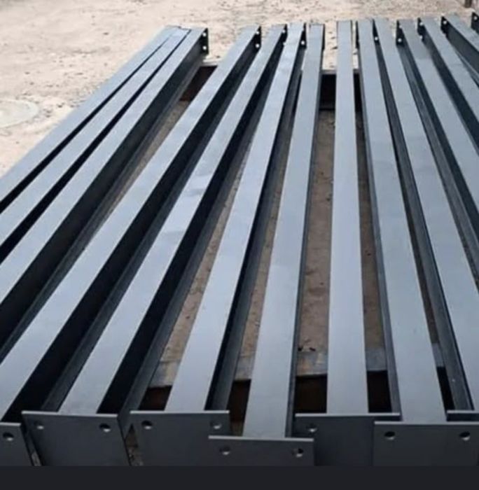 Vand și construiesc o gama larga de hale sau structuri metalice noi ne