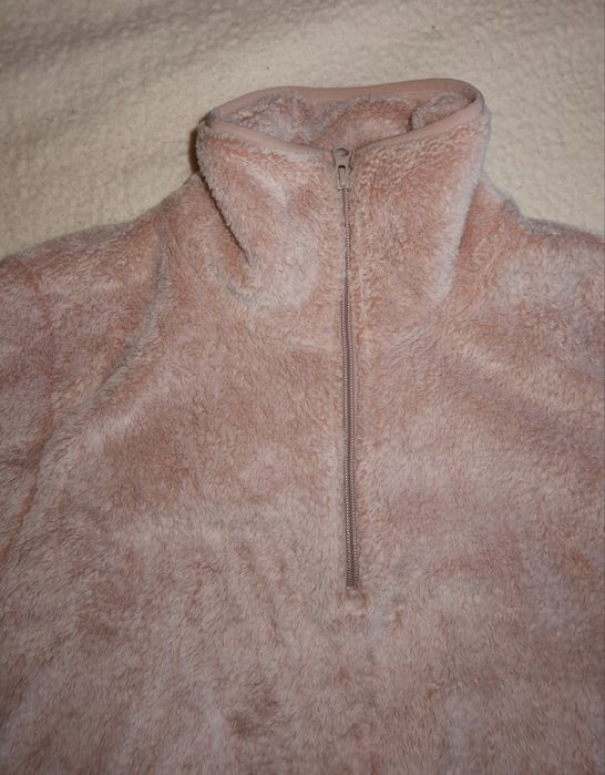 Мек полар / пухкав пуловер с цип размер S