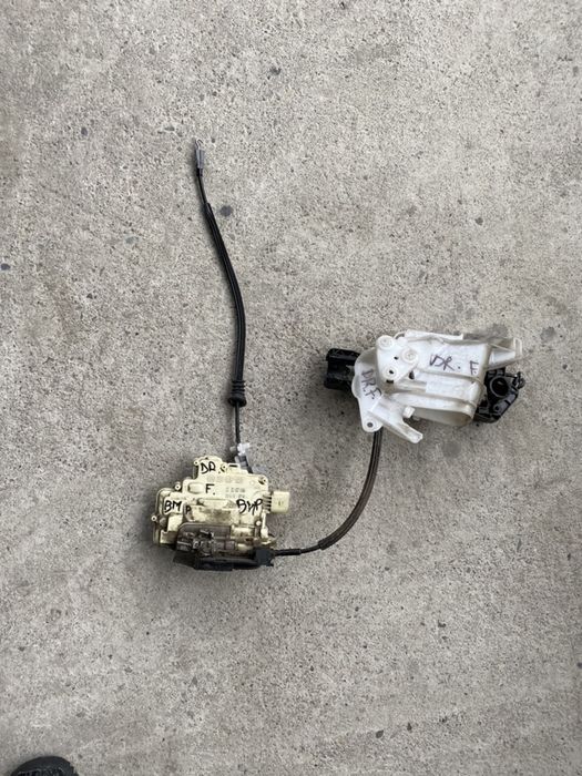 Broasca dreapta fata DE EUROPA pt vw passat b6
