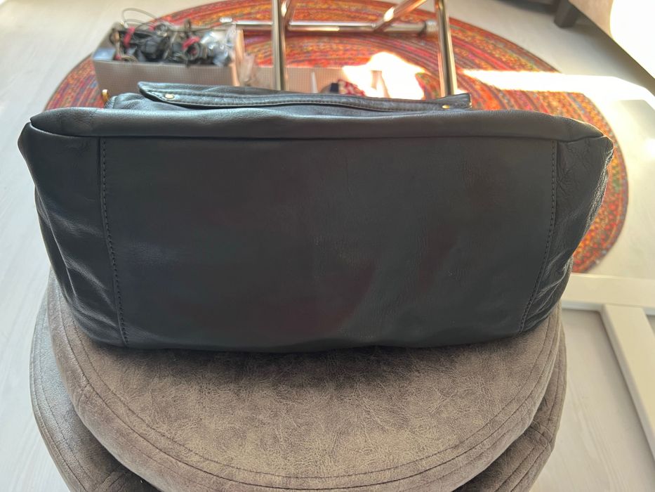 Geanta piele naturala marca Coccinelle