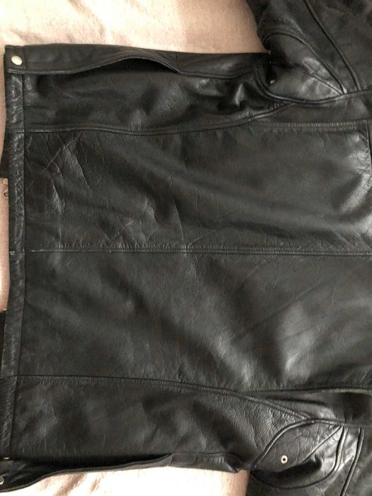 Черно кожено яке, много запазено истинска кожа мотор