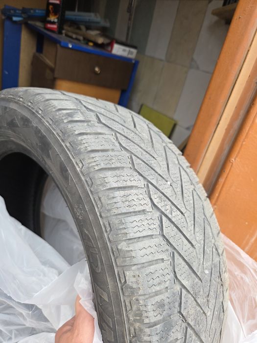 Продам резину липучка