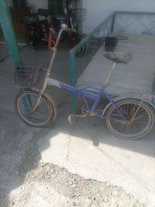 Продается видео и ауди техника,велосипед и швейная машинка