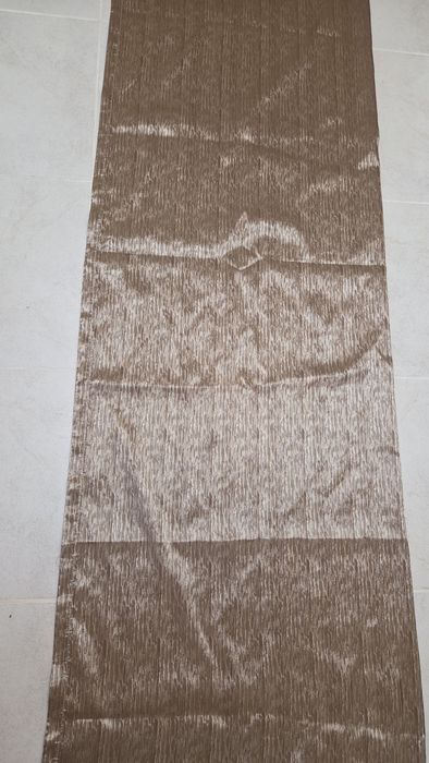 2 draperii maro  155 lungime (cu rezerva de 11 cm) * 140 latime