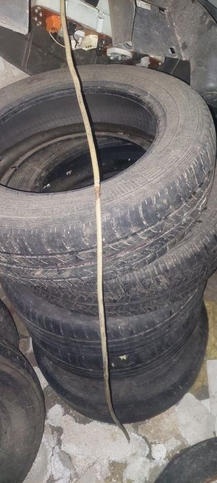 Продам резину на 15. 16