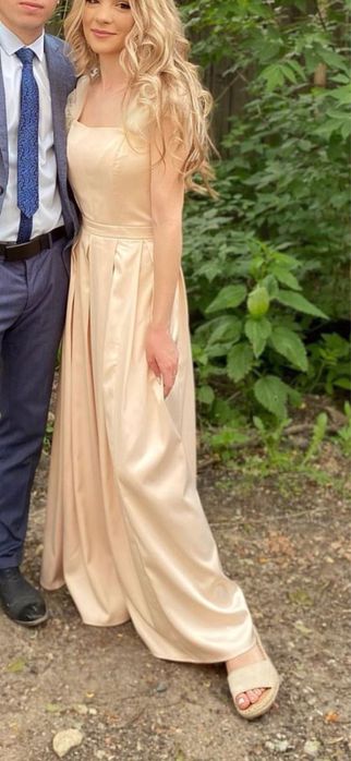 Продам красивое платье