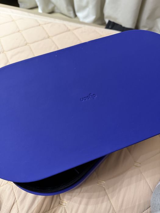 Продаю Dyson стайлер абсолютно в идеальном состоянии. Оригинал.