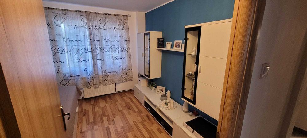 Apartament cu 3 camere