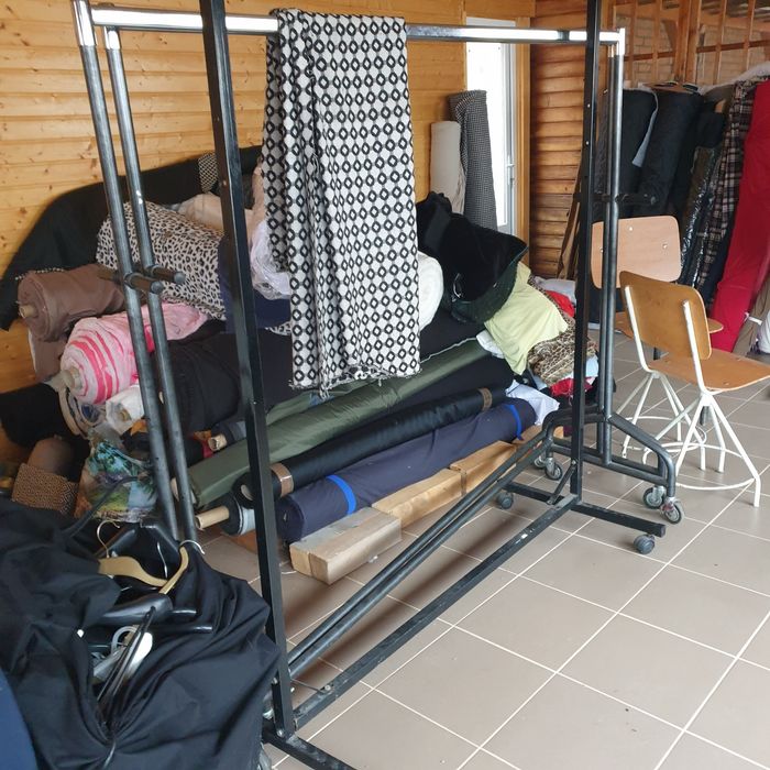 Diferite tesaturi di dezactivare atelirr de croitorie