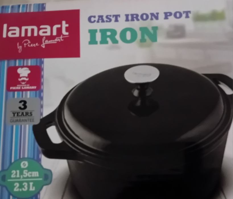 Scări din aluminiu Drabest. Masă din inox Grundig  radio și radiocas