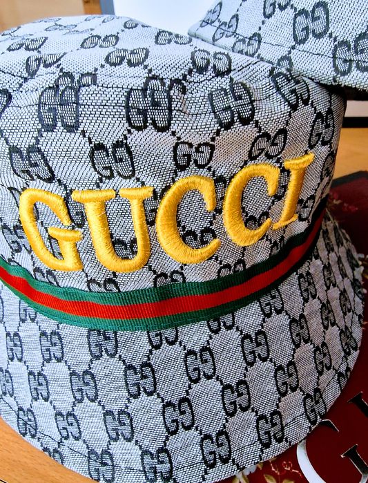 Palarii unisex Gucci, logo brodat, saculet, etichetă
