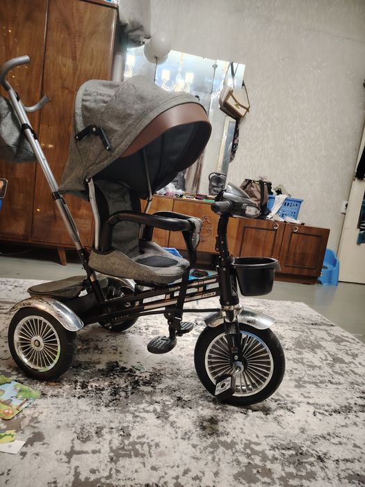 Трёхколёсный велосипед Cool Guy