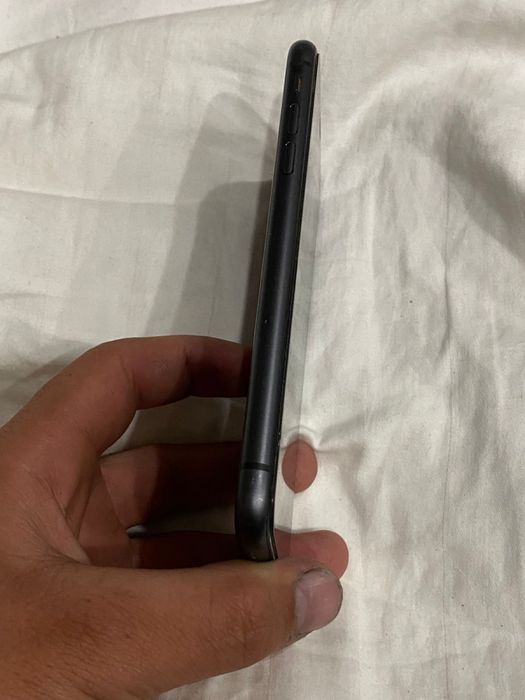 Продам iPhone 11/128