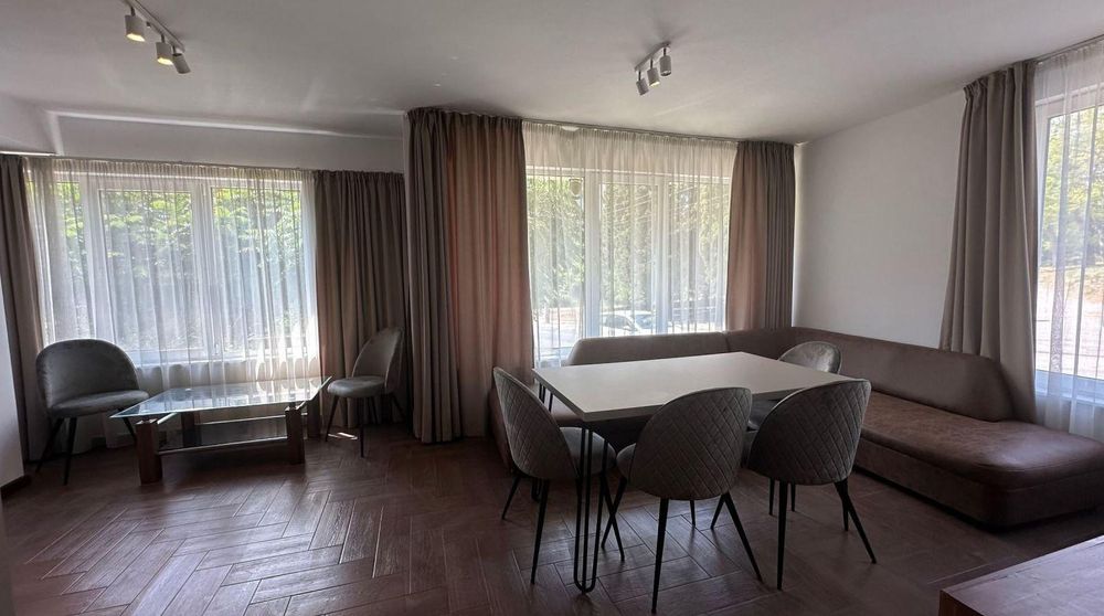 Дава се под наем Двустаен апартамент в Варна, Бриз - 80 кв.м за 600 € - Снимка #1