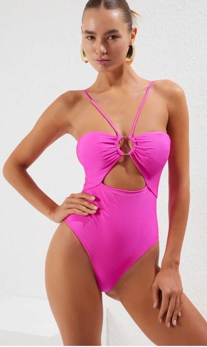 Дамски бански в розов цвят