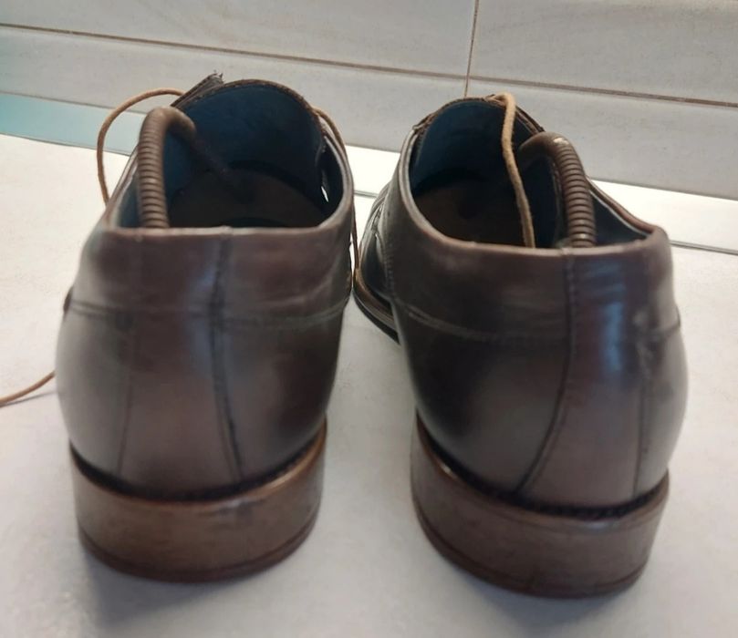 Pantofi din piele Benvenuti