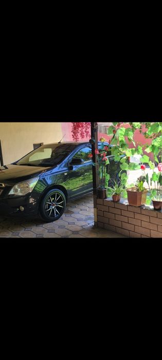 Срочно продаётся машина кобальт