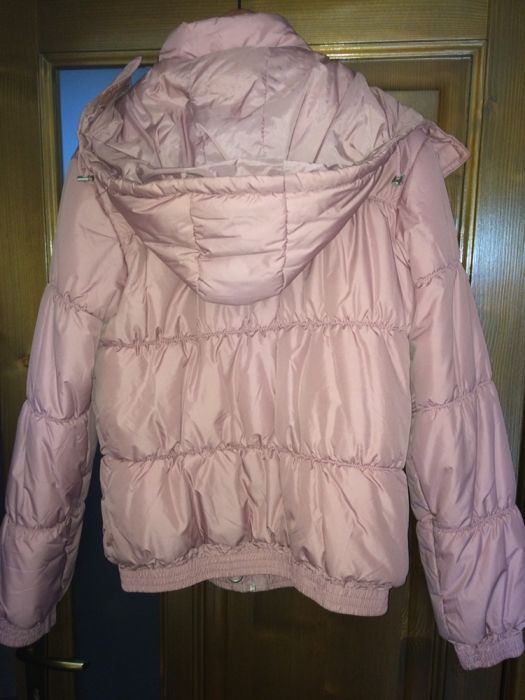 Vând geacã de toamnã-iarnã