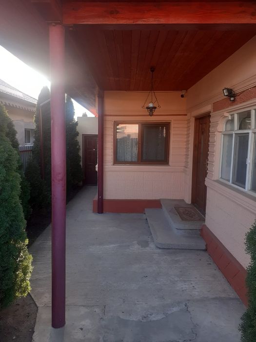 Casa  Savinesti, jud. Neamt